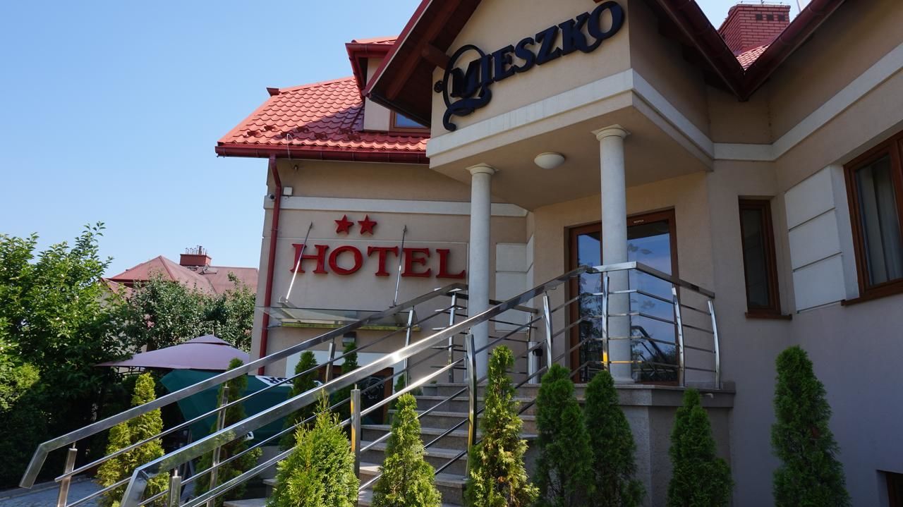 Отель Hotel Mieszko Жешув